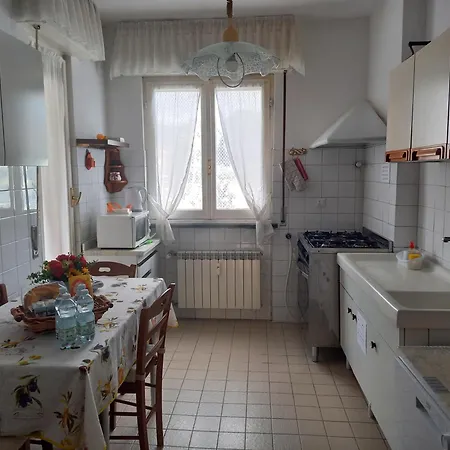 Cinque Terre & Portofino In * Sestri Levante